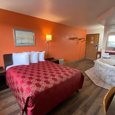 Reliance Inn Wausau Eksteriør billede