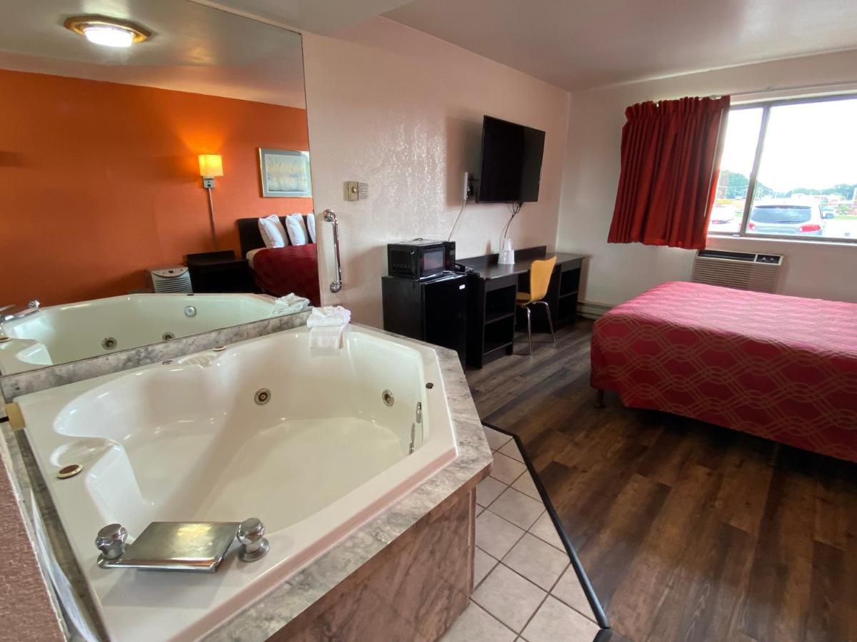 Reliance Inn Wausau Eksteriør billede